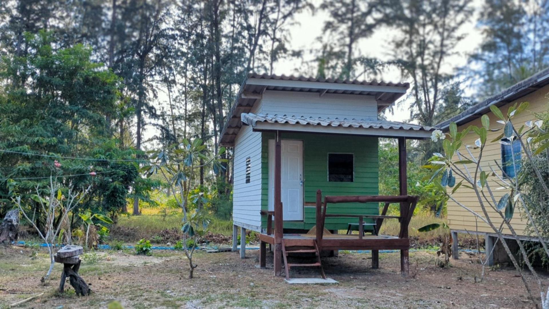Neverland Beach Village Bungalows Ko Lanta Eksteriør bilde